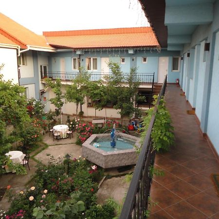 دروبيتا تورنو سيفيرين Hostel Tropical المظهر الخارجي الصورة